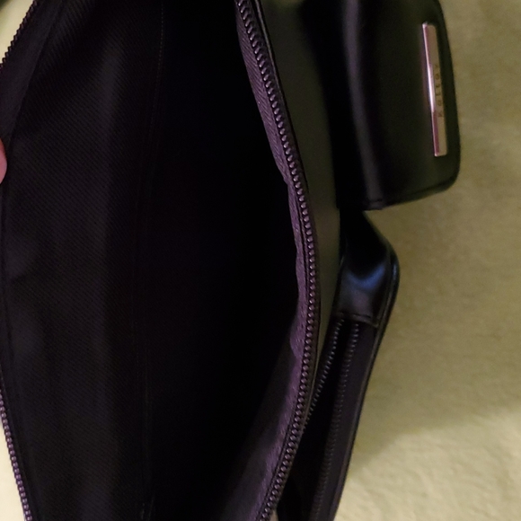 Koltov Black Adjustable Purse - Picture 8 of 13